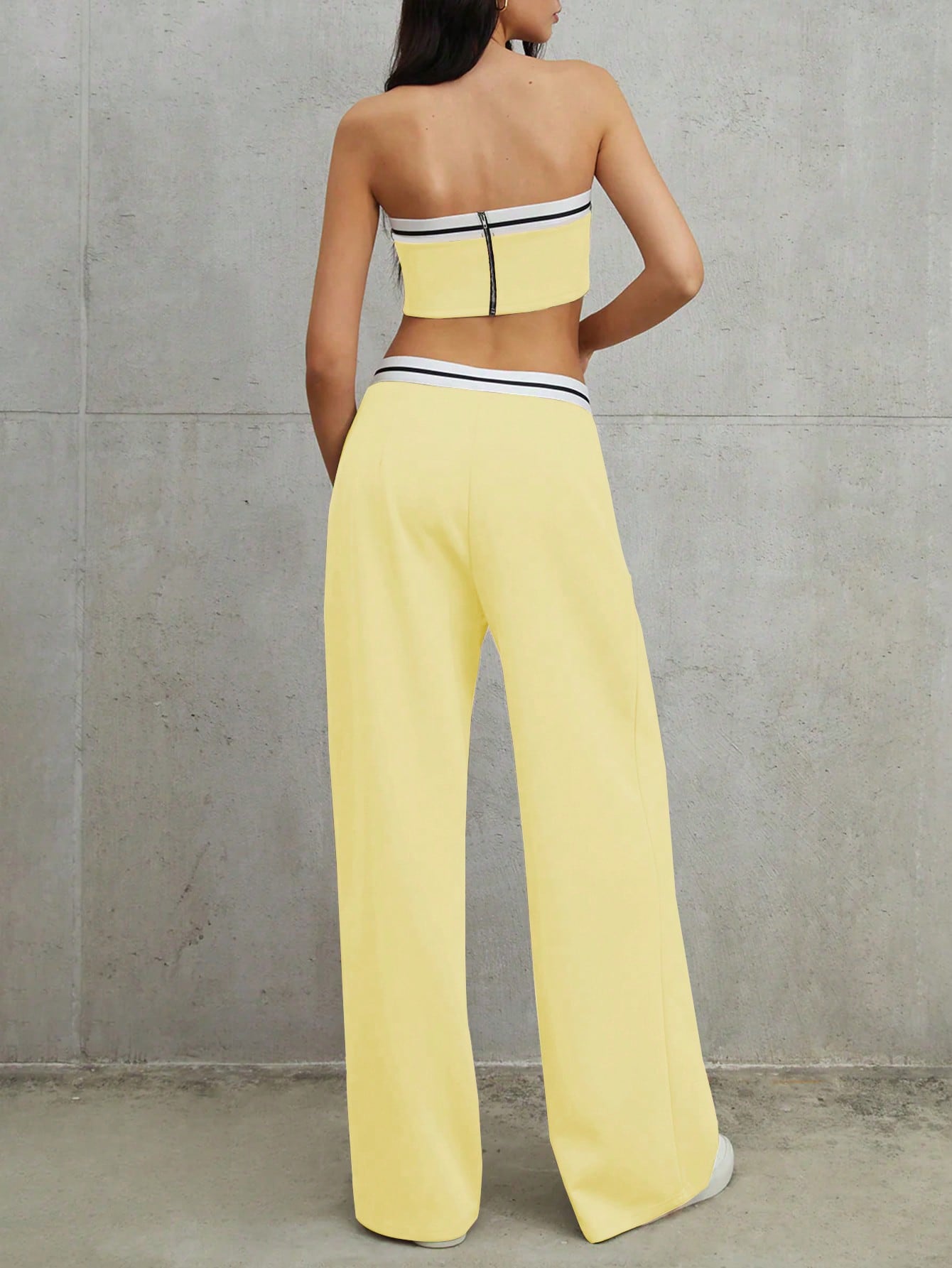 Women's Bandeau Top Jogger Pants Set